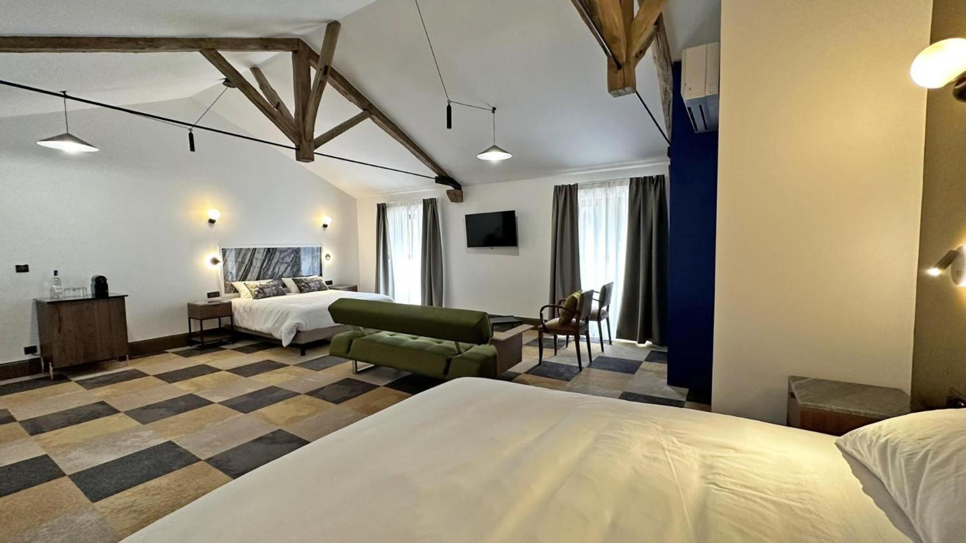 לינה וארוחת בוקר רוששווארט Le Manoir Des Perrieres מראה חיצוני תמונה